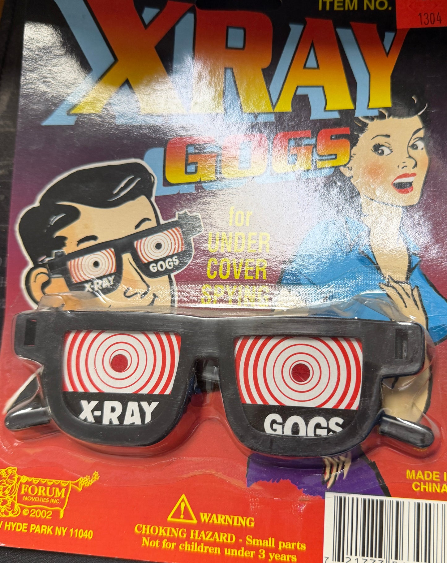 Goggles with X-ray and Gags branding on a red packaging background