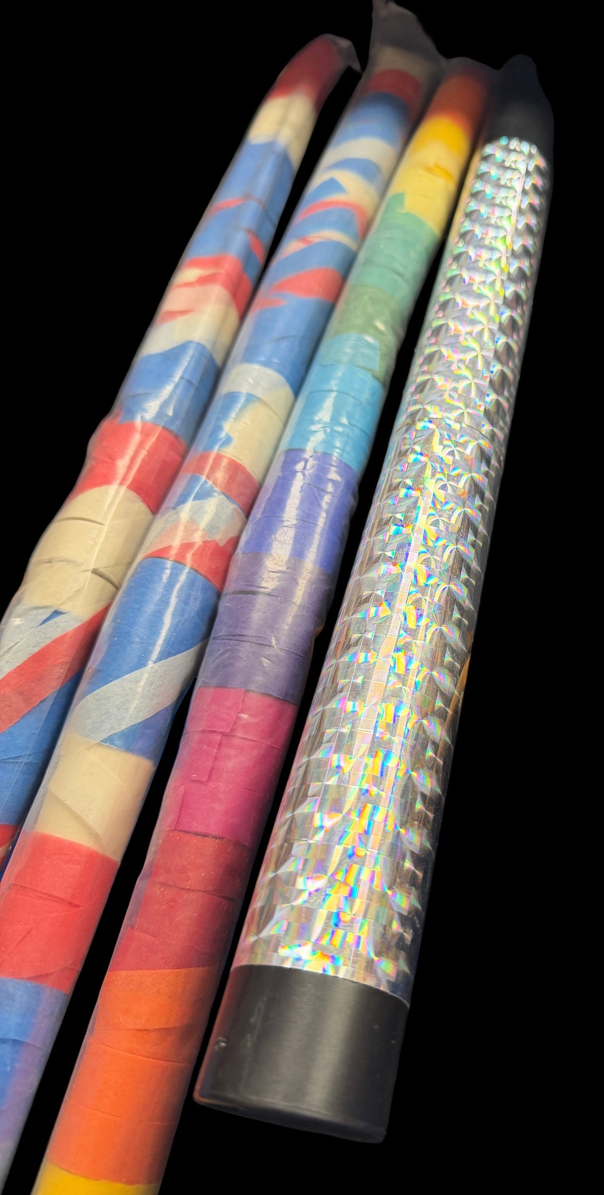 Handheld Confetti Streamer Thrower – Long Curling Streamers