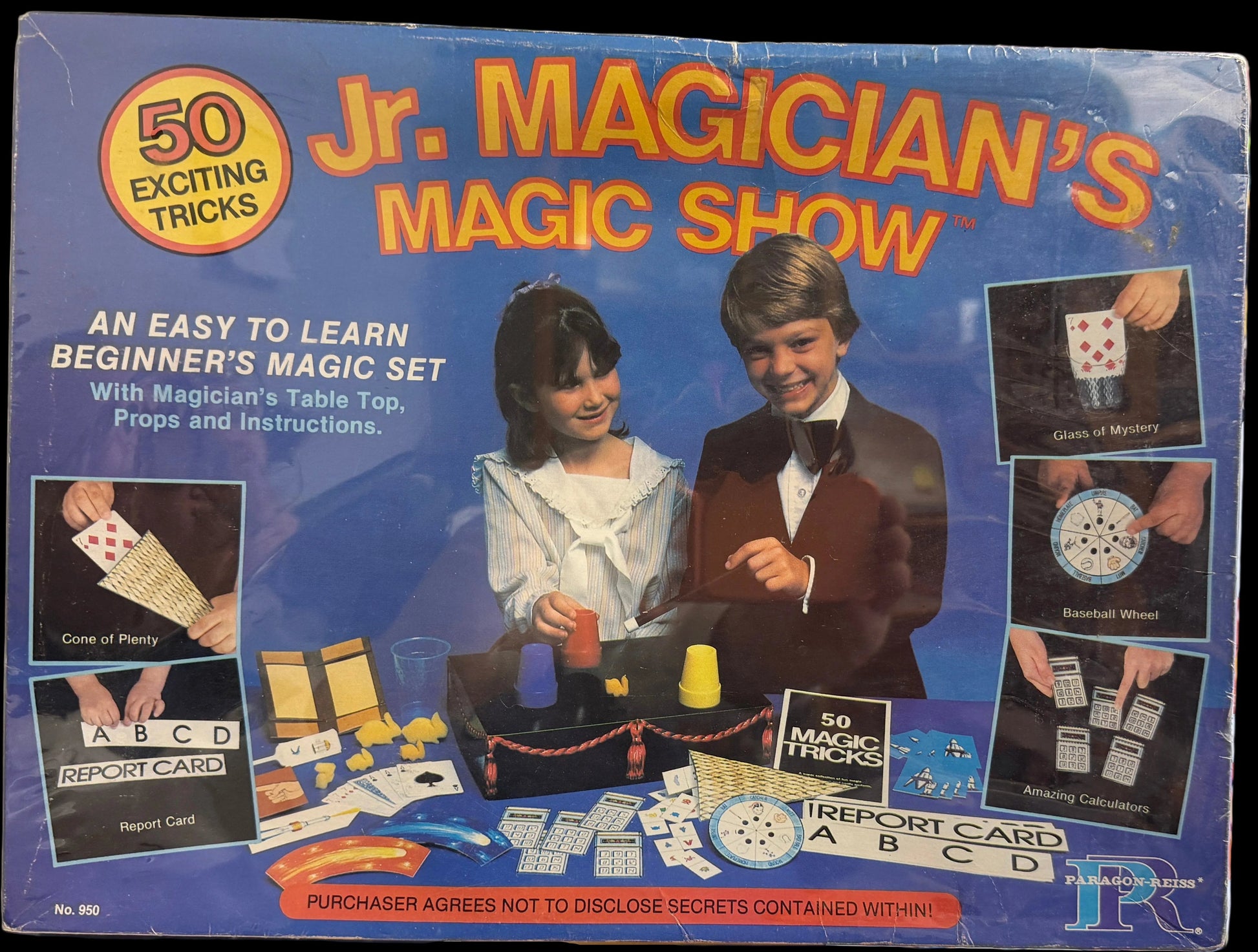 Box for Jr. Magician's Magic Show with images of a boy and girl performing magic tricks.