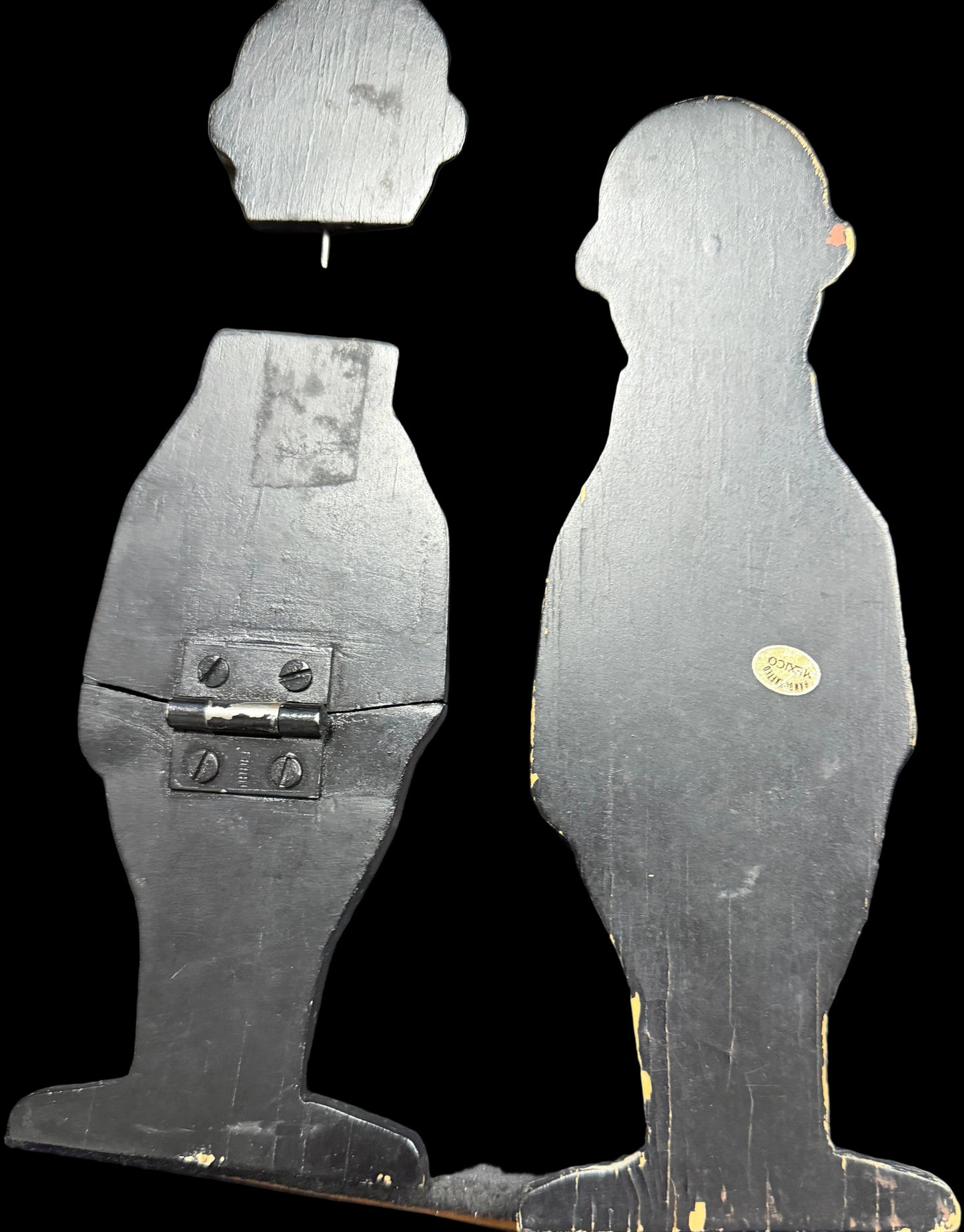 Wooden violin case with a map design on the interior