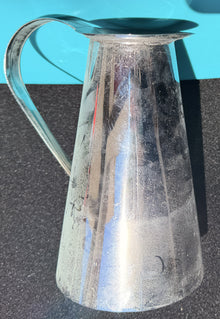 Foo Can with Handle – Classic Utility Magic Prop