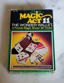 Reiss Games Magic Act 11 The Wonder Wallet - MagicKits.com Magic Shop