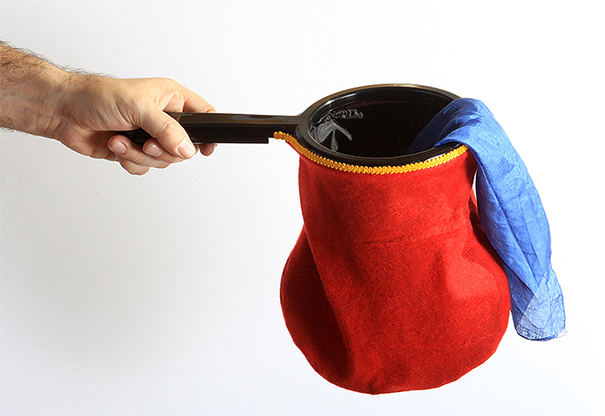 Change Bag Standard REPEAT WITH ZIPPER (Red) by Bazar de Magia