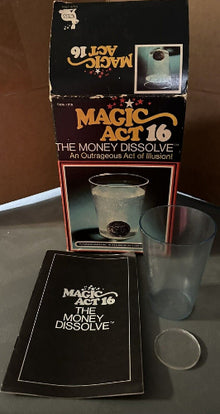 Reiss Games Magic Act 16 The Money Dissolve - MagicKits.com Magic Shop