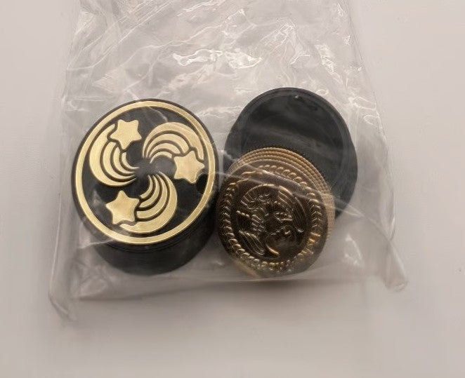 Vintage 1983 Fisher Price Magic Tricks #906 – Disappearing Treasure Set