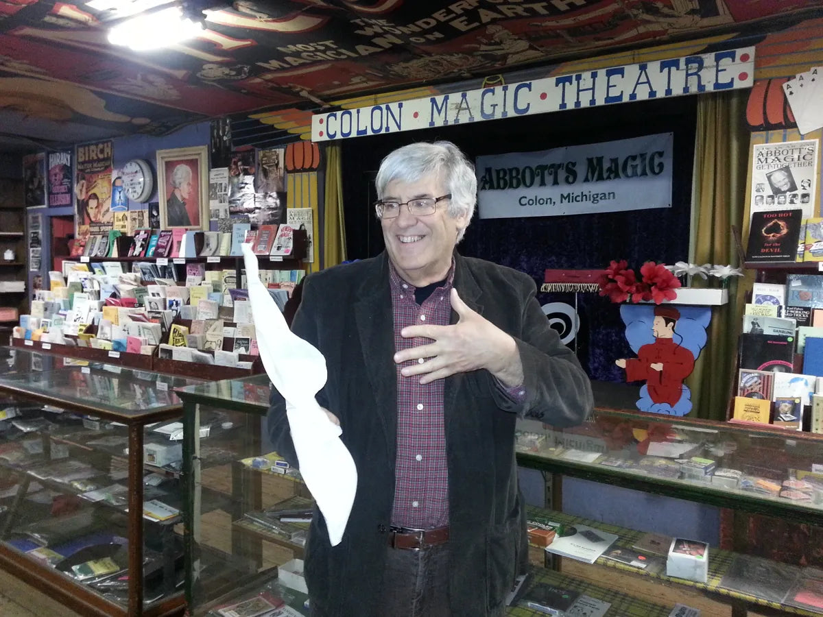 Dancing Handkerchief – Self-Working Comedy Magic Classic
