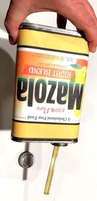 Comedy Oil Can Pouring Illusion – Self-Contained Visual Gag